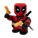 Figurine Smashed Pool Deadpool vue de face - Super-héros Marvel déjanté mercenaire masque rouge collection cinéma
