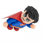Statuette Superman Smashed vue de côté - DC Comics super-héros cape rouge puissant collection Man of Steel