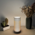 Lampe design Kumiko modulable japonaise vue de face - Luminaire artisanal zen Feng Shui