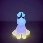 Figurine licorne Kilouch phosphorescente louche vue de face - Personnage magique brille dans le noir