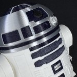 Figurine R2-D2 Smashed Star Wars droïde vue de face - Personnage robot astromech galaxie emblématique